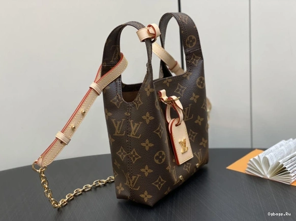 LOUIS Atlantis VUITTON BB 0520